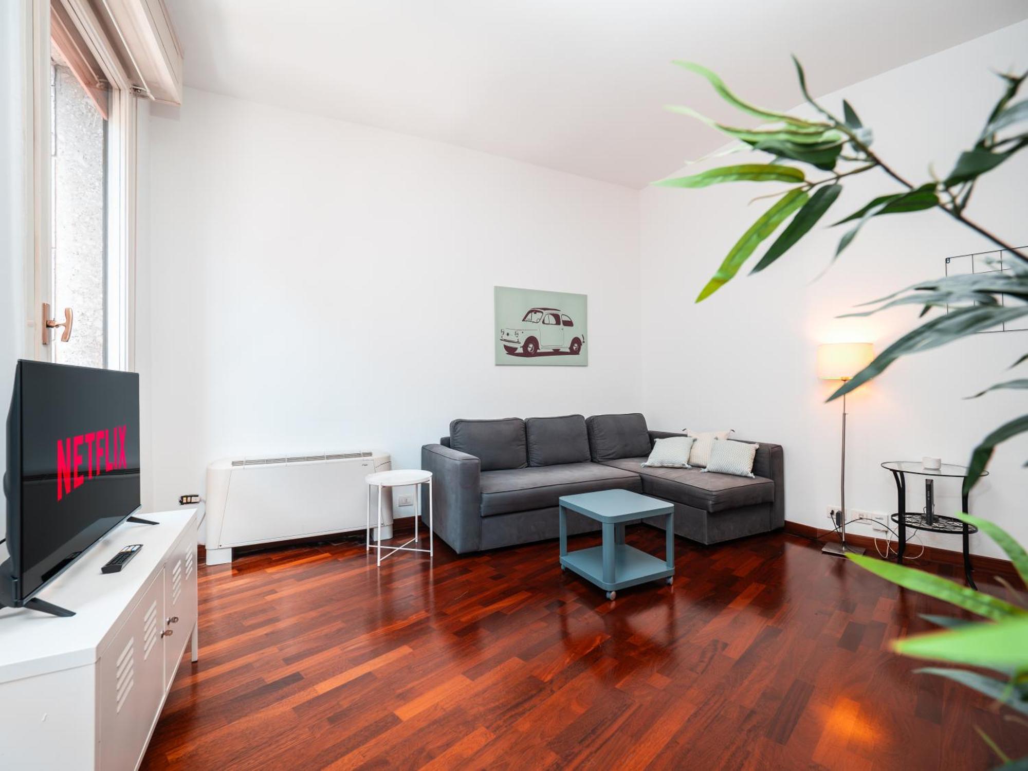Keys Of Italy - Piazza Vetra Roomy Appartement *